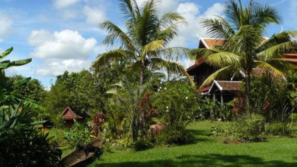 Terres Rouges Lodge Banlung Bagian luar foto