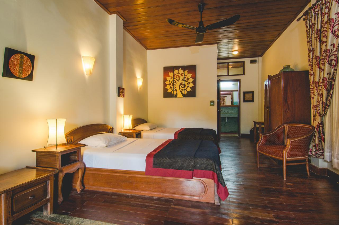 Terres Rouges Lodge Banlung Bagian luar foto