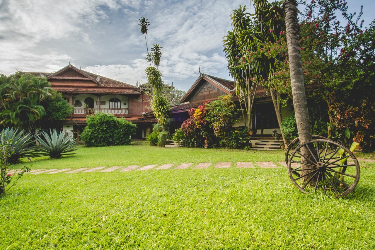 Terres Rouges Lodge Banlung Bagian luar foto