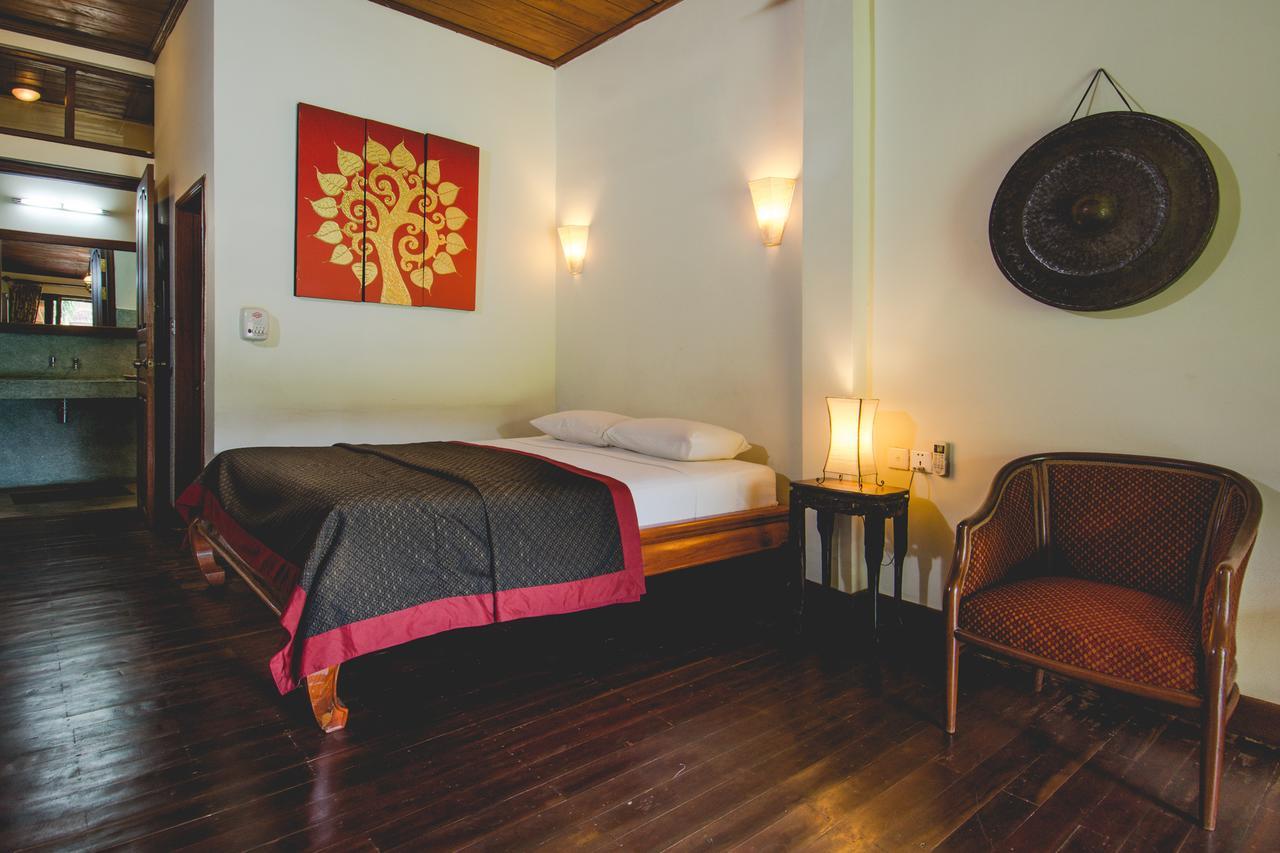 Terres Rouges Lodge Banlung Bagian luar foto