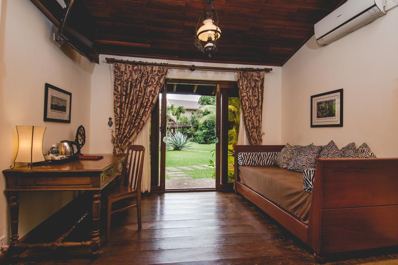 Terres Rouges Lodge Banlung Bagian luar foto