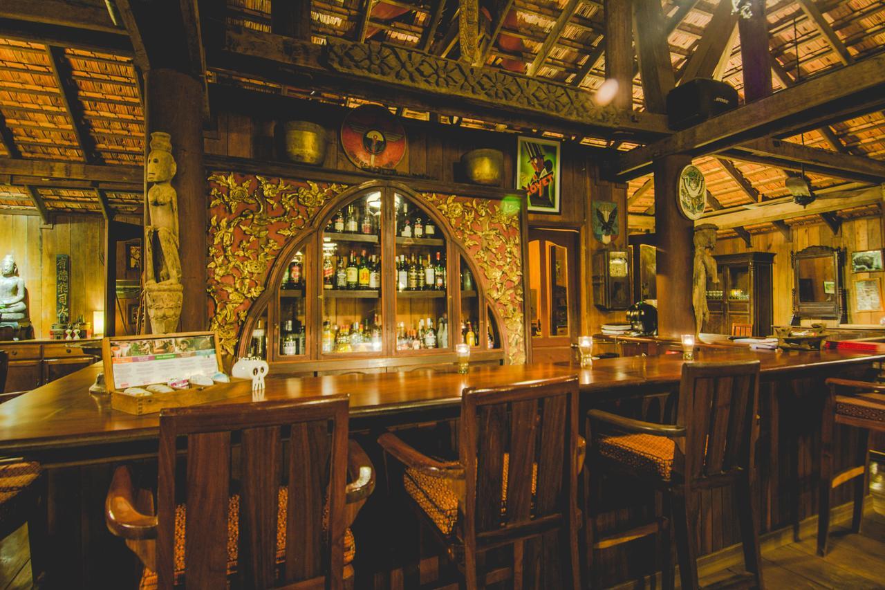 Terres Rouges Lodge Banlung Bagian luar foto