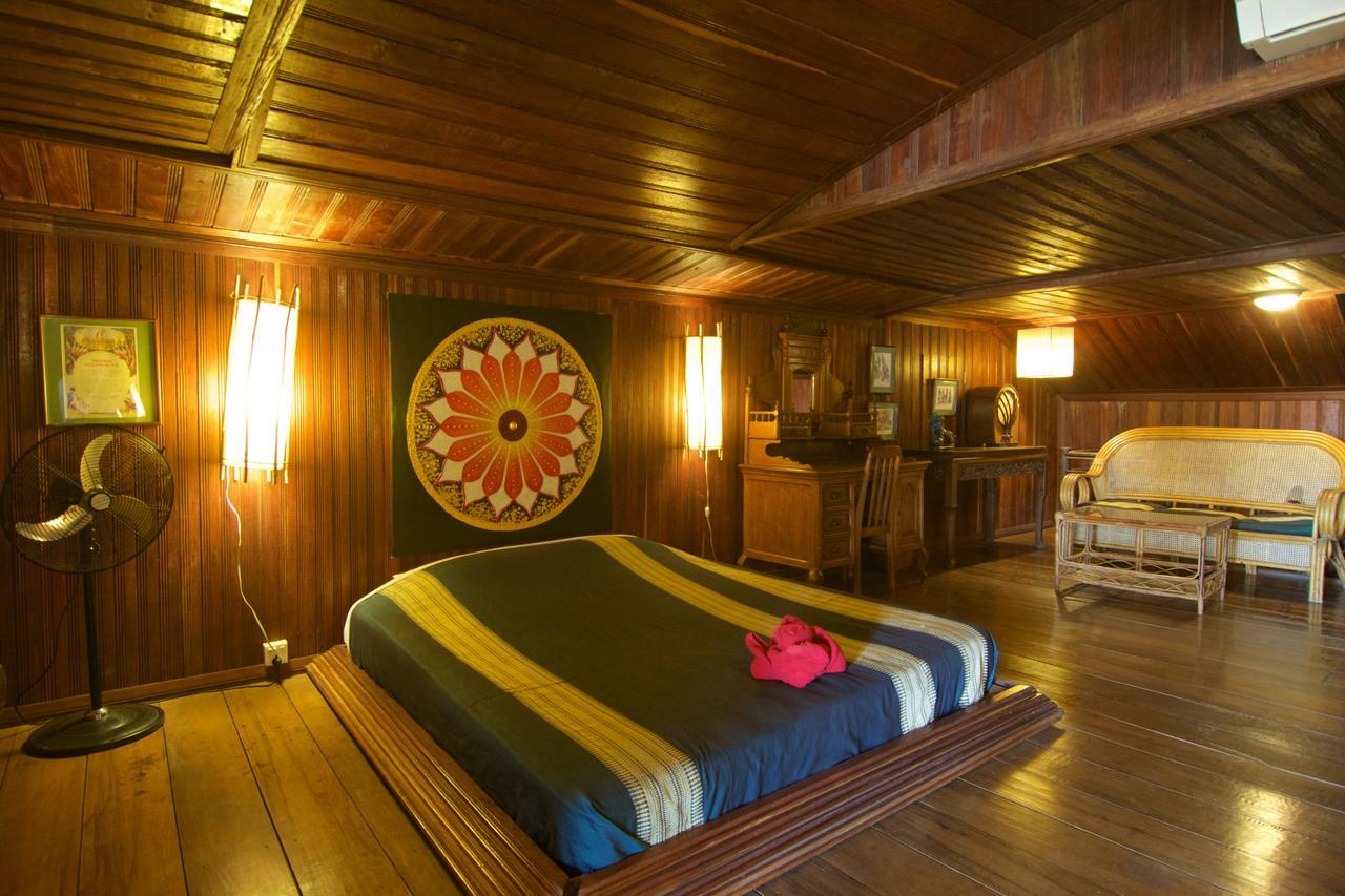 Terres Rouges Lodge Banlung Bagian luar foto